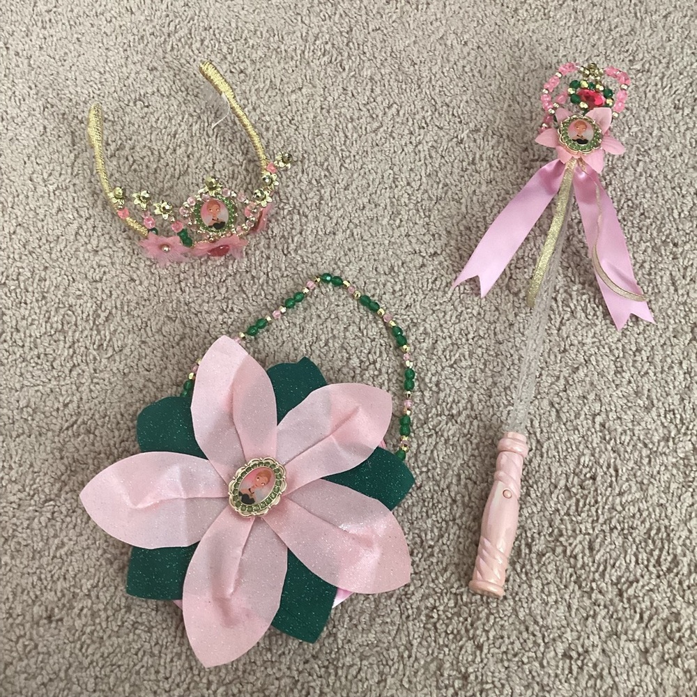 Disney Anna costume accessories bundle Frozen Halloween purse wand tiara crown